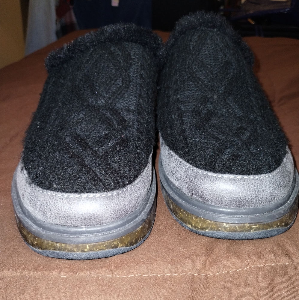 Earth Elements Women's Acacia Cable Knit Comfort Slip-On Black Size 11